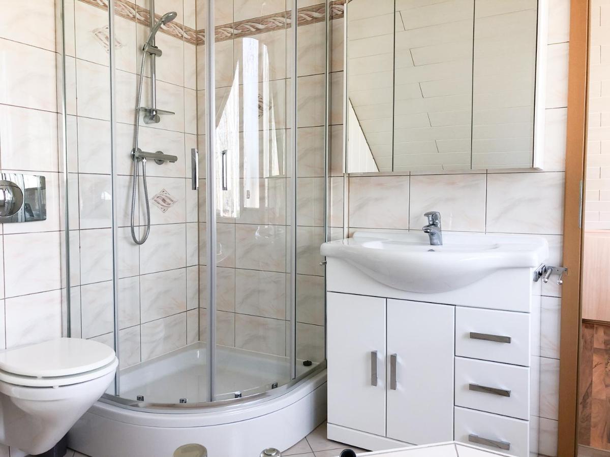 Ferienhaus Direkt An Der Spree Mit Whirlpool Und Sauna برلين المظهر الخارجي الصورة